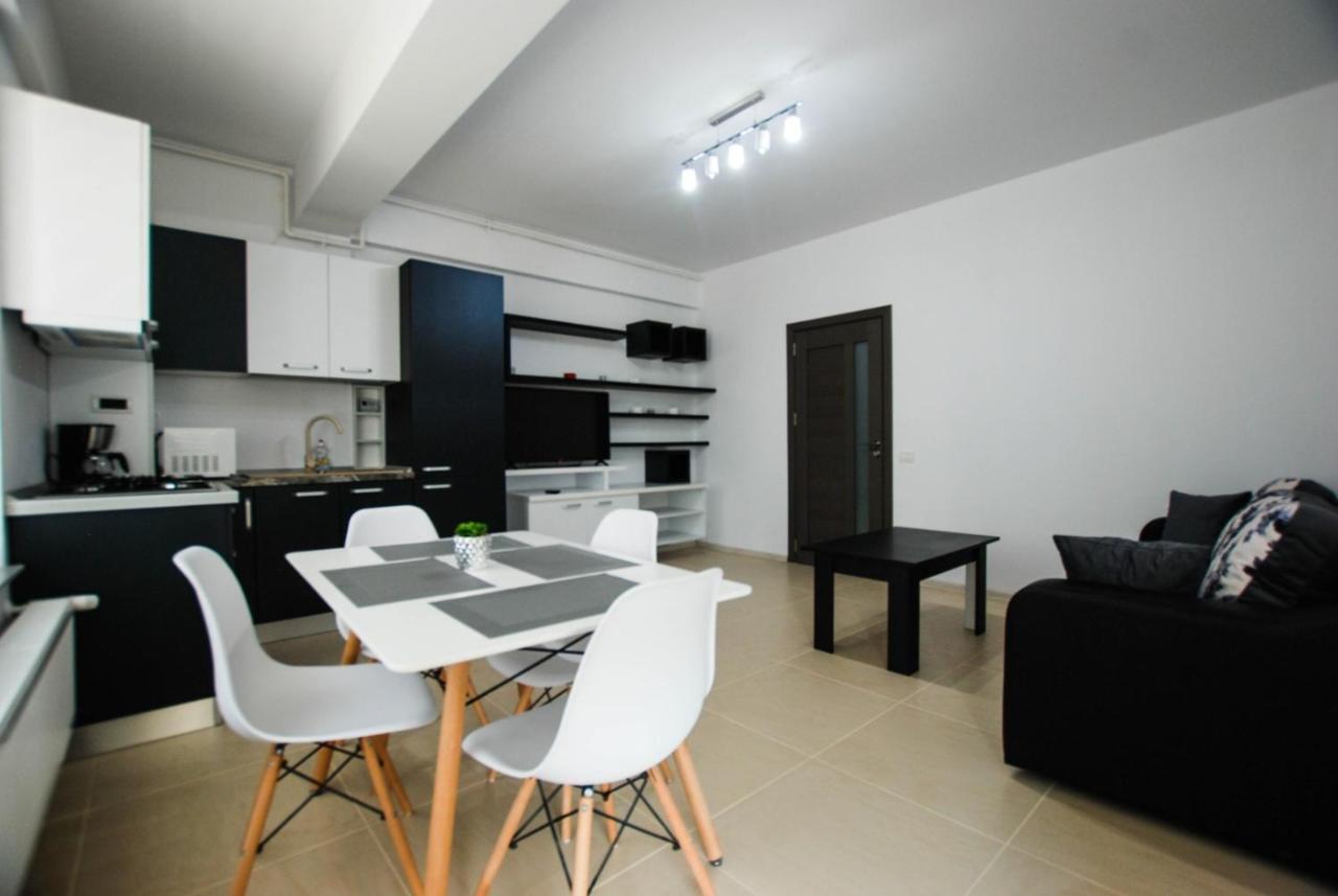 Ambra Apartment Mamaia-Nord Năvodari Екстериор снимка