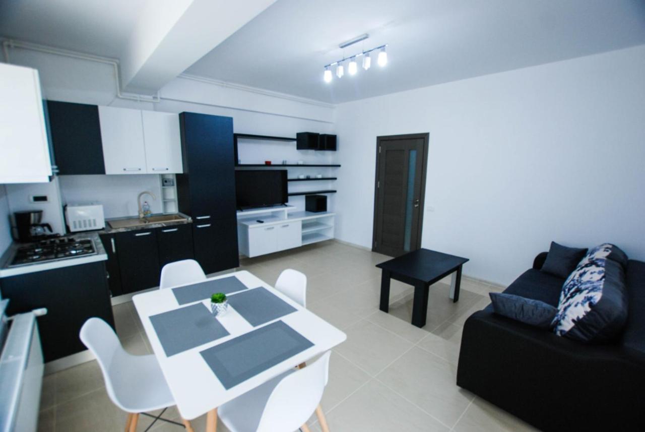Ambra Apartment Mamaia-Nord Năvodari Екстериор снимка