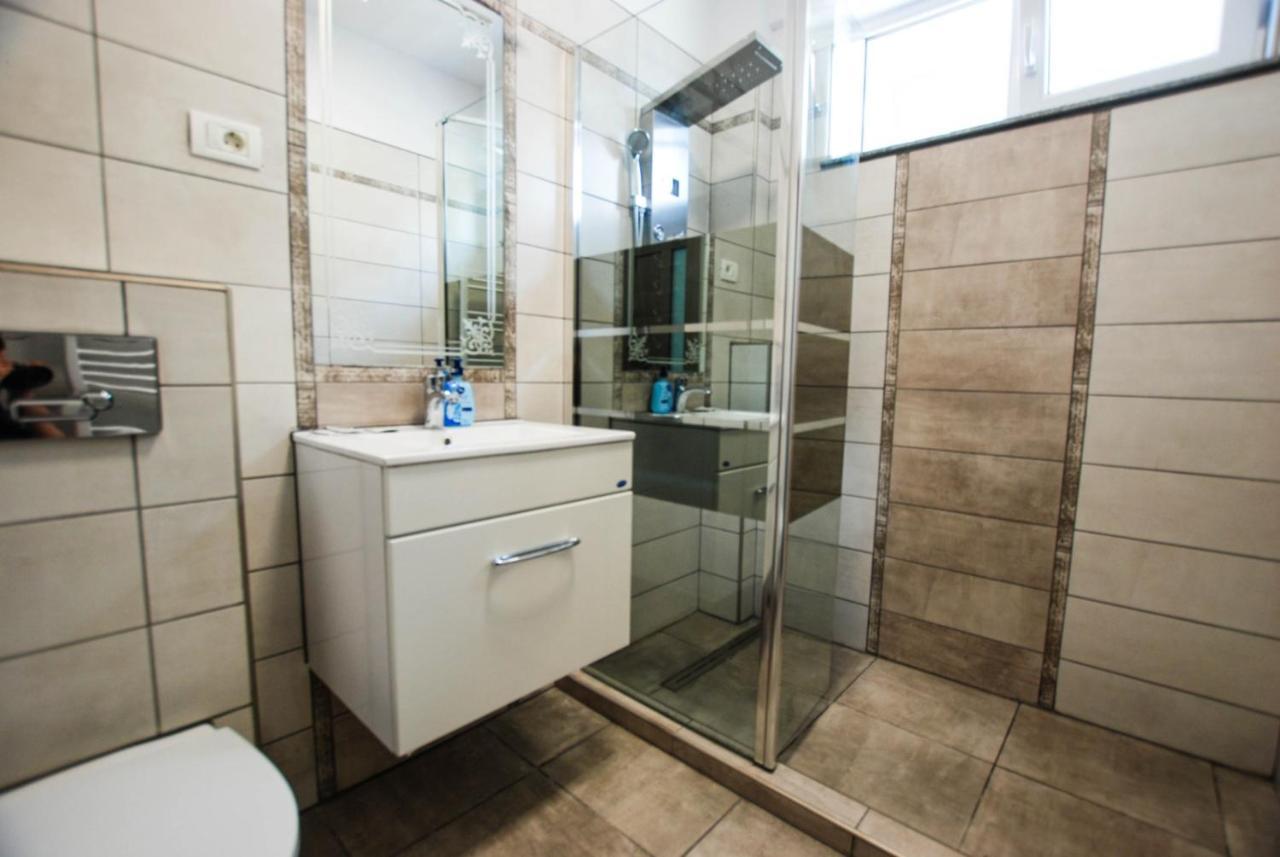 Ambra Apartment Mamaia-Nord Năvodari Екстериор снимка